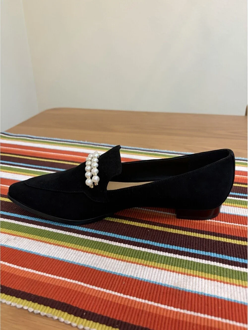 Marc Fisher Women's 7.5M Kneel Pearl Embellished Flat Loafer Black Suede